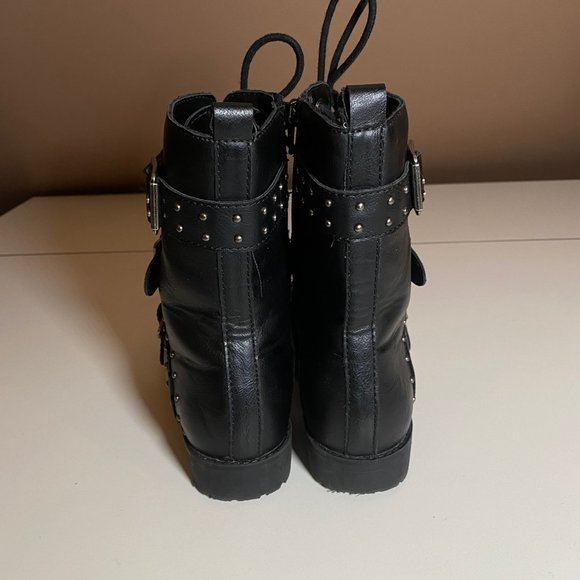 Women’s Strapped Boots 7M - Picture 4 of 11